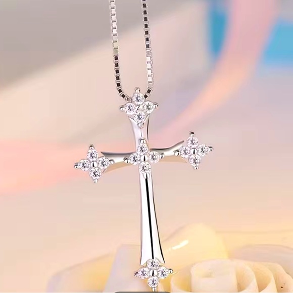 Cross Necklace - GOLD and SILVER Available - Picture 2 of 4